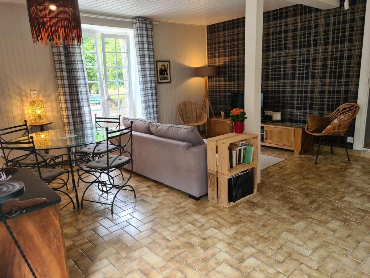 La Maison Des Tilleuls Saint-Germain-Sur-Seves Εξωτερικό φωτογραφία